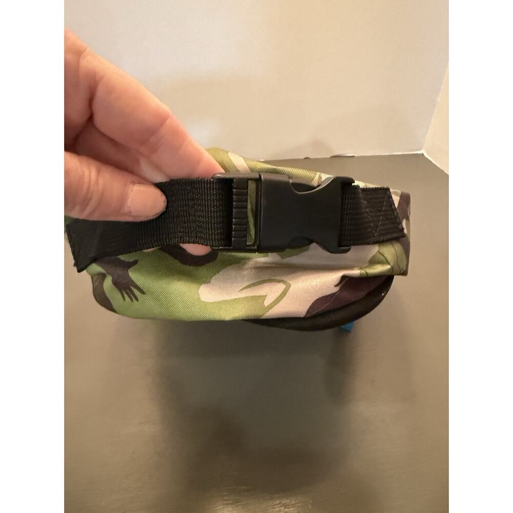 Fortnite Kids Soft Side Insulated‎ Lunch Box 10.5” X 9” - Picture 2 of 7